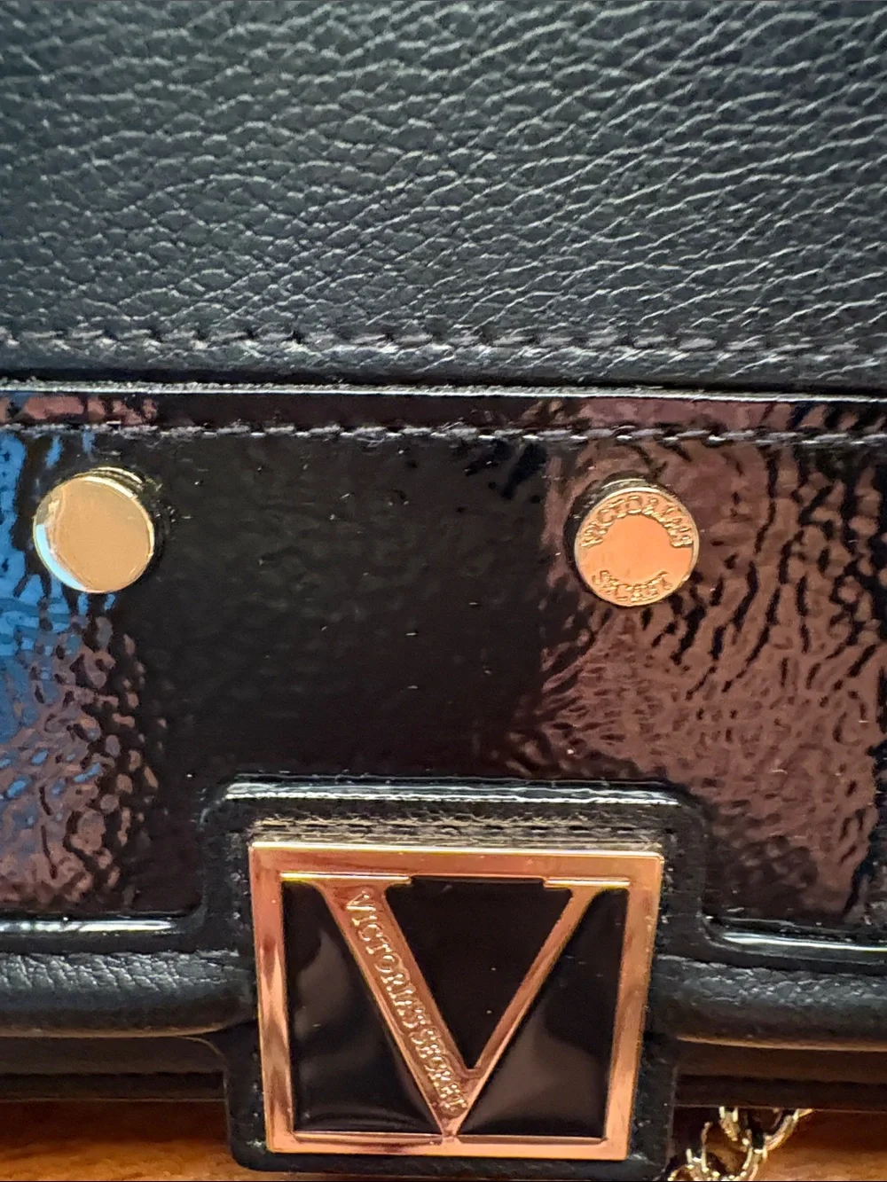 V-Emblem Black Leather Crossbody Bag with Red Plaid Cardholder